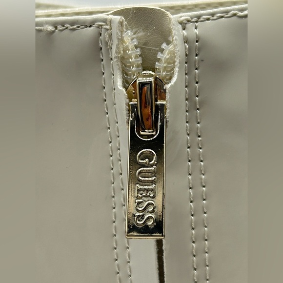 Guess BYRA Women’s Platform Block Heel Ankle Boots Ivory Patent, Sz 5 NWB - Picture 10 of 12